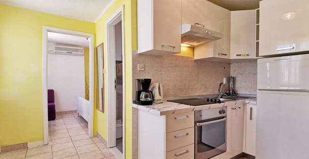 Apartment Devcic – 40 m from Sea