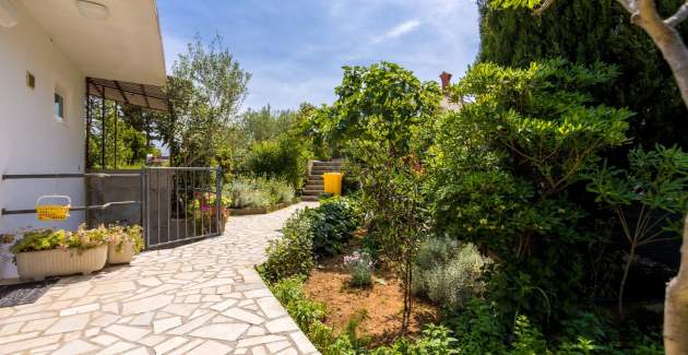 Apartment Andjelko – Sea View, 60 m from Sea