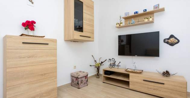 Apartment Andjelko – Sea View, 60 m from Sea