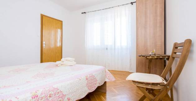 Apartment Andjelko – Sea View, 60 m from Sea