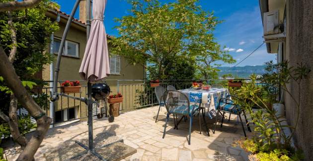 Apartment Andjelko – Sea View, 60 m from Sea