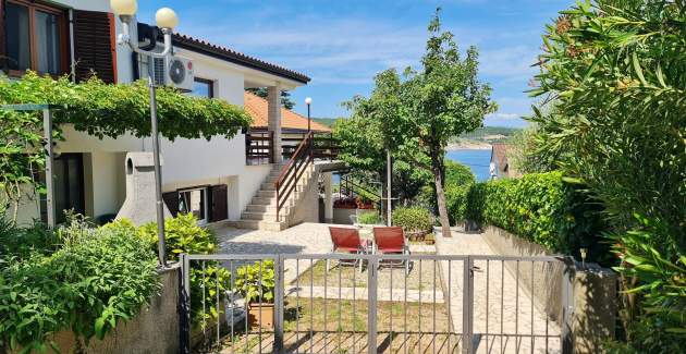 Apartman Beaković – 40 m od mora