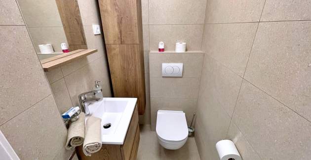 Luxury Apartment Bonum 2 – 130 m from the Sea