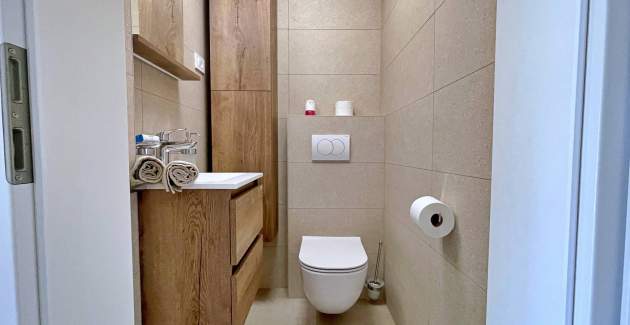 Luxury Apartment Bonum 2 – 130 m from the Sea