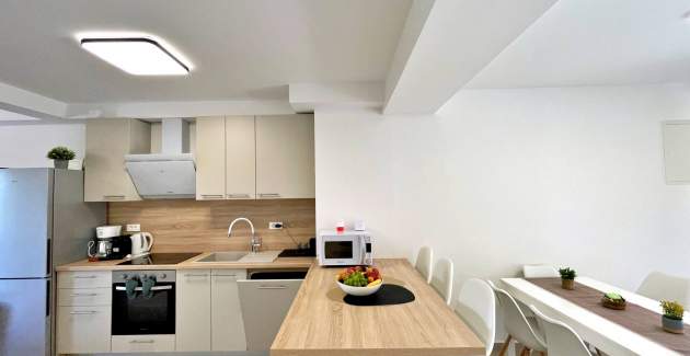 Luxury Apartment Bonum 2 – 130 m from the Sea