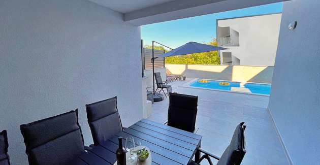 Luxury Apartment Bonum 3 – Private Pool