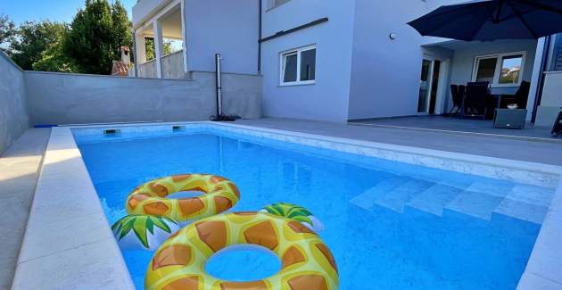 Luxury Apartment Bonum 3 – Private Pool