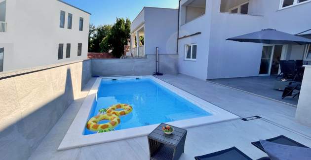 Luxury Apartment Bonum 3 – Private Pool