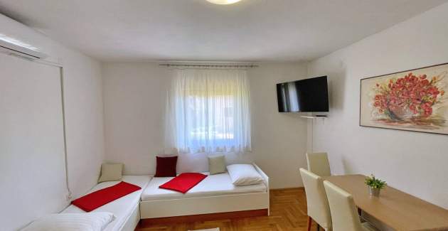 Apartment Brebric 1 – 500 m from Sea