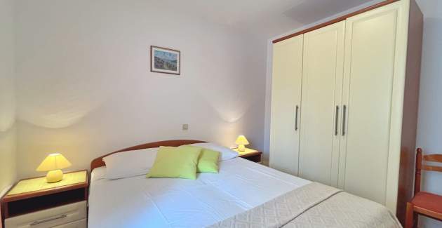 Apartment Tiha Lili 2 – 10 m from the Beach, Sea View