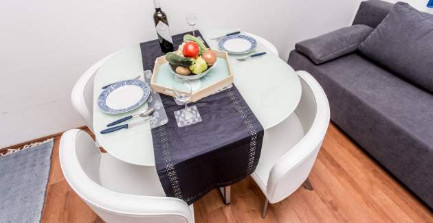 Apartment Zeljko A2 with Pool