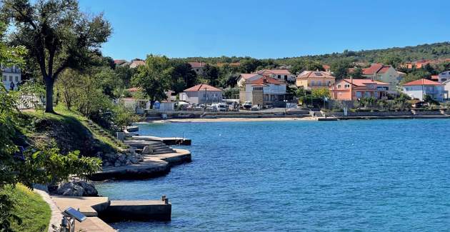 Apartment Butkovic – 20 m from the Sea