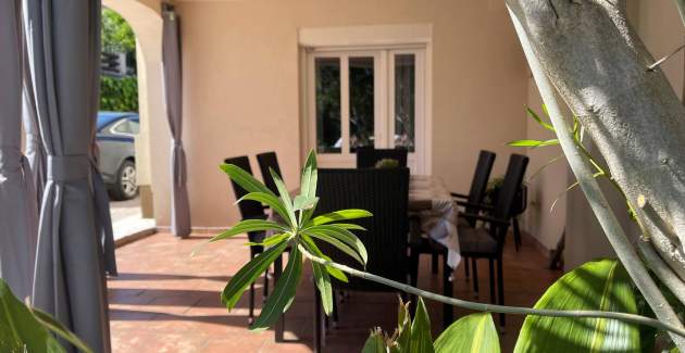 Apartment Butkovic – 20 m from the Sea