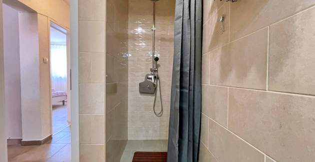 Apartment Butkovic – 20 m from the Sea