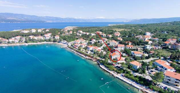 Apartment Butkovic – 20 m from the Sea