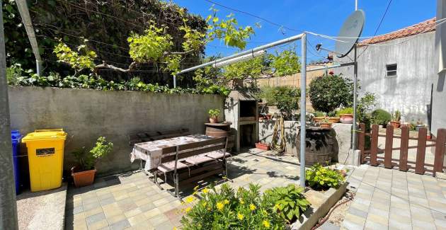 Apartment Butkovic – 20 m from the Sea