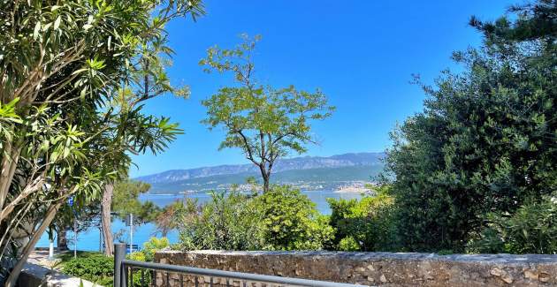 Apartment Butkovic – 20 m from the Sea