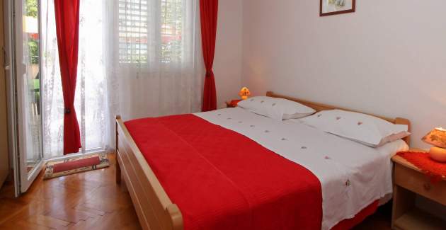 Apartment Dragica A2 – Sea View and Balcony