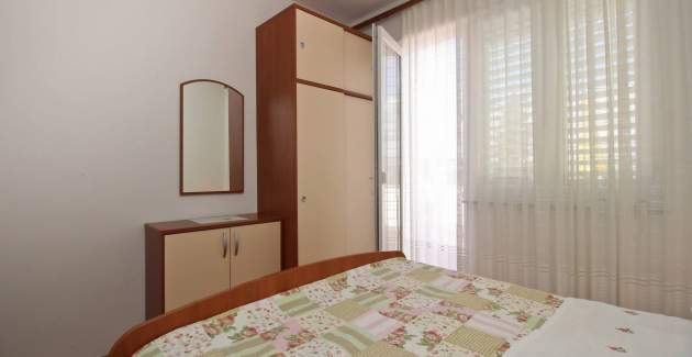 Apartment Dragica A4 – Sea View and Balcony