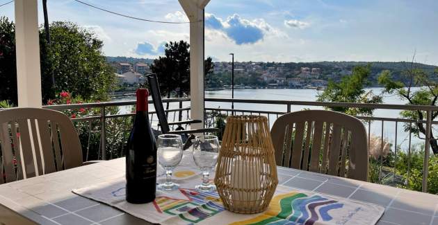 Apartment Gorisek 1 – Seafront, Sea View