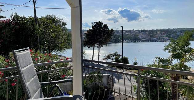 Apartment Gorisek 1 – Seafront, Sea View