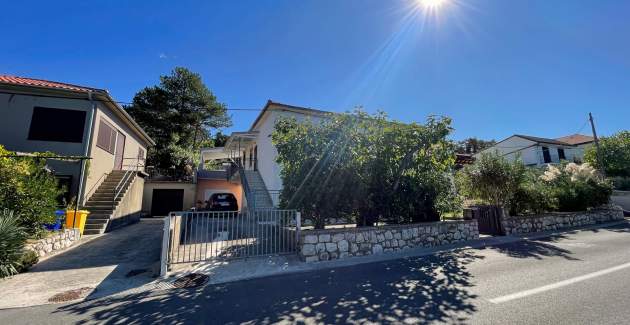 Apartment Gorisek 2 – Seafront, Sea View