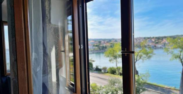 Apartment Gorisek 2 – Seafront, Sea View