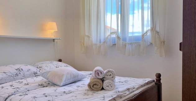 Apartment Horvat 1 – Sea View