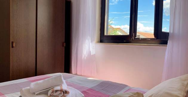 Apartment Horvat 2 – Sea View