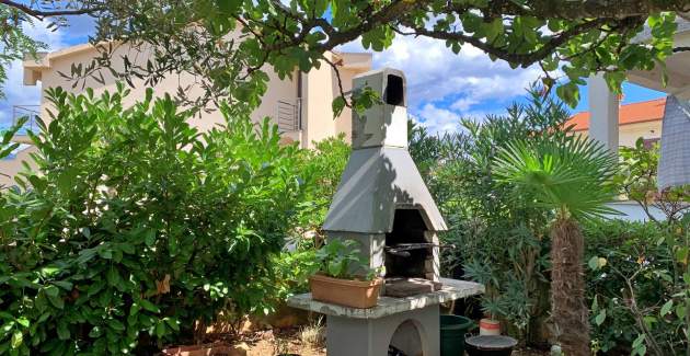 Apartment Horvat 3 – 240 m from the Sea