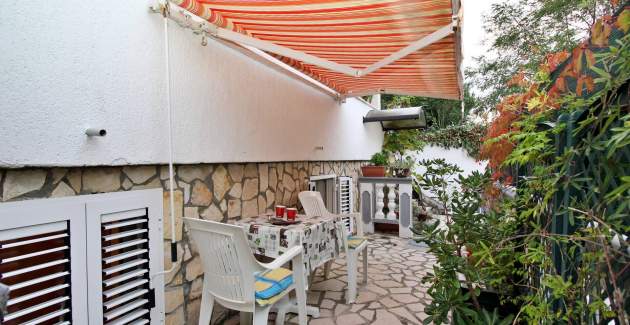 Apartment Horvat 3 – 240 m from the Sea