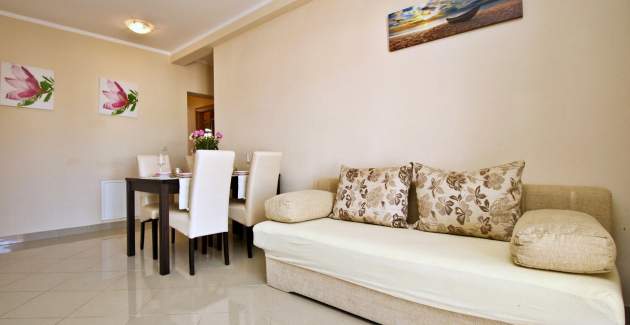 Apartman Ivanka A4 – 180 m od mora