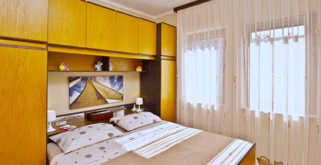 Apartment Ivanka A6 – Balcony and Sea View