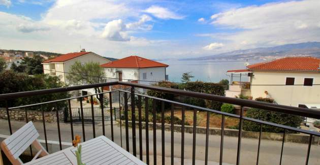 Apartment Ivo 2 – Sea View, Near Beach