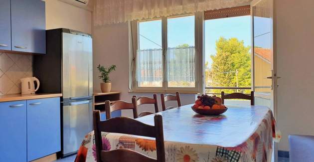 Apartman Jakominić – 400 m od mora