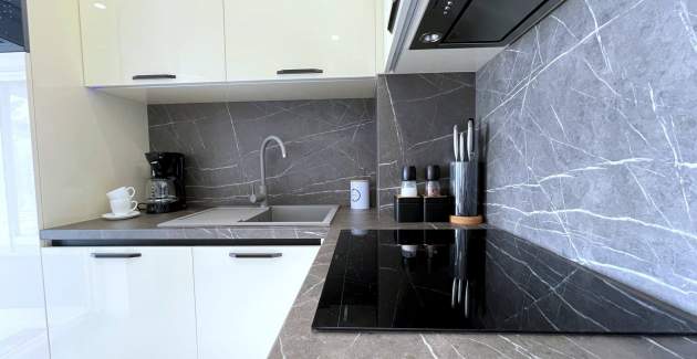 Apartment SeaLuxe – Hot Tub and Sea View