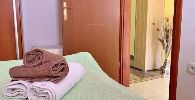 Apartment Koraljka 1 – Sea View