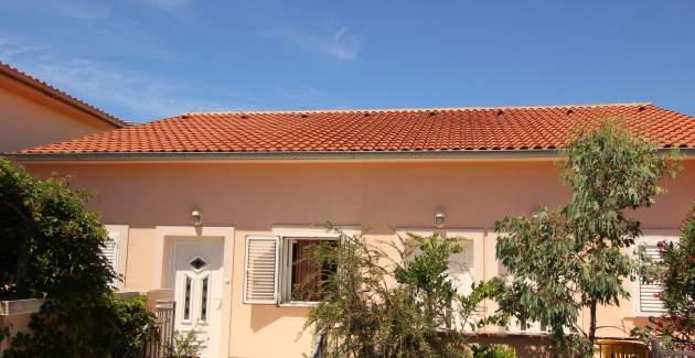 Apartment Koraljka 2 – Sea View