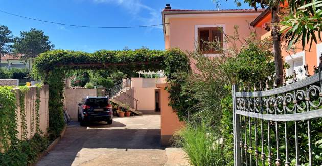 Apartment Koraljka 2 – Sea View