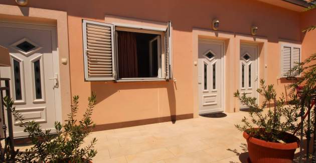 Apartment Koraljka 2 – Sea View