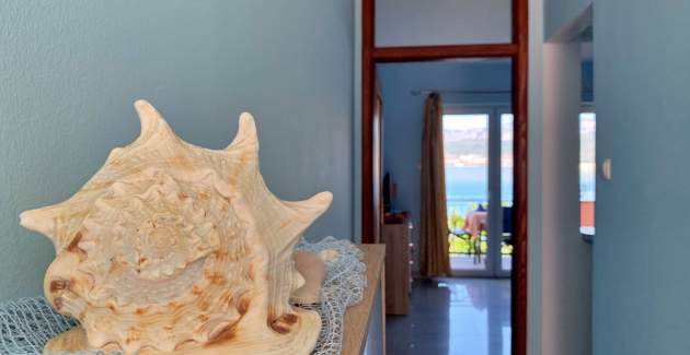 Apartment Koraljka 3 – Sea View