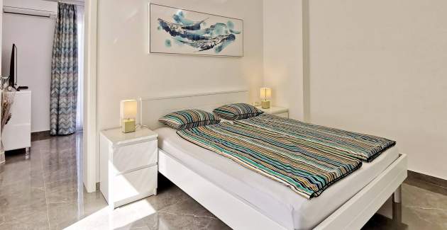 Seafront Studio Apartment Kristijan More