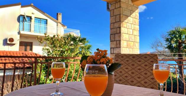 Apartment Nevenka 1 – Sea View, 70 m from Sea