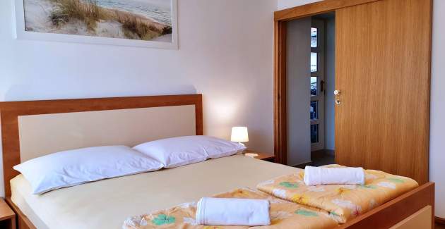 Apartment Nevenka 2 – 70 m from the Sea