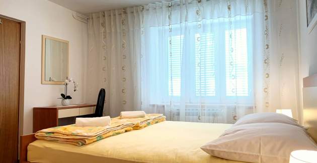 Apartment Nevenka 2 – 70 m from the Sea