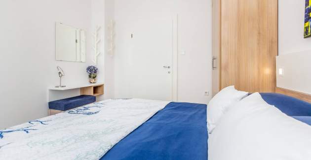 Apartment Presker – Sea View and Balcony