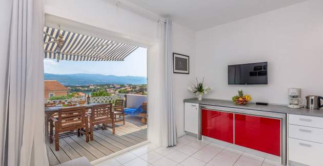 Apartment Presker – Sea View and Balcony