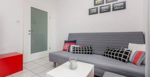 Apartment Presker – Sea View and Balcony