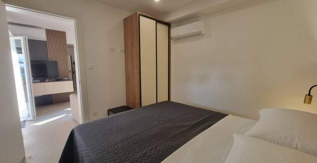 Apartment Punta Silo B3 – Pool and Sea View