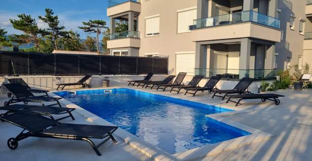 Apartment Punta Silo A1 – Pool and Sea View